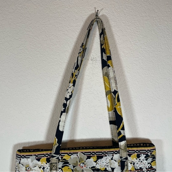 Vera Bradley Dogwood Floral Tote - Picture 5 of 9